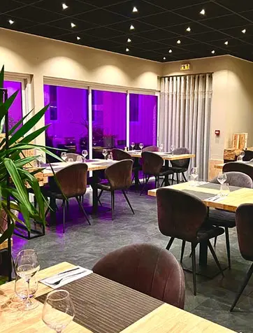 Restaurant, bar à vin à Calvisson prés de Nîmes